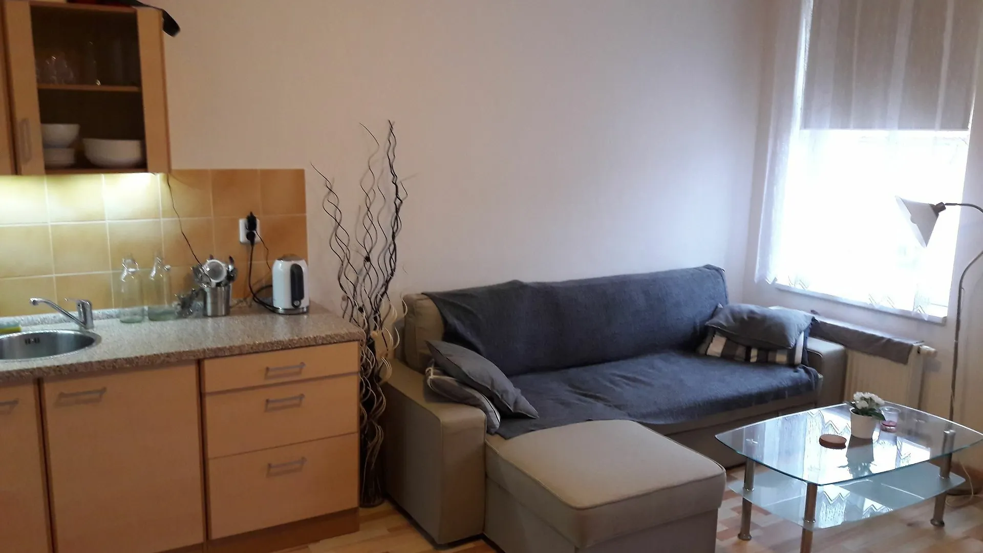 Contacten van Prague - Hostivar Apartment